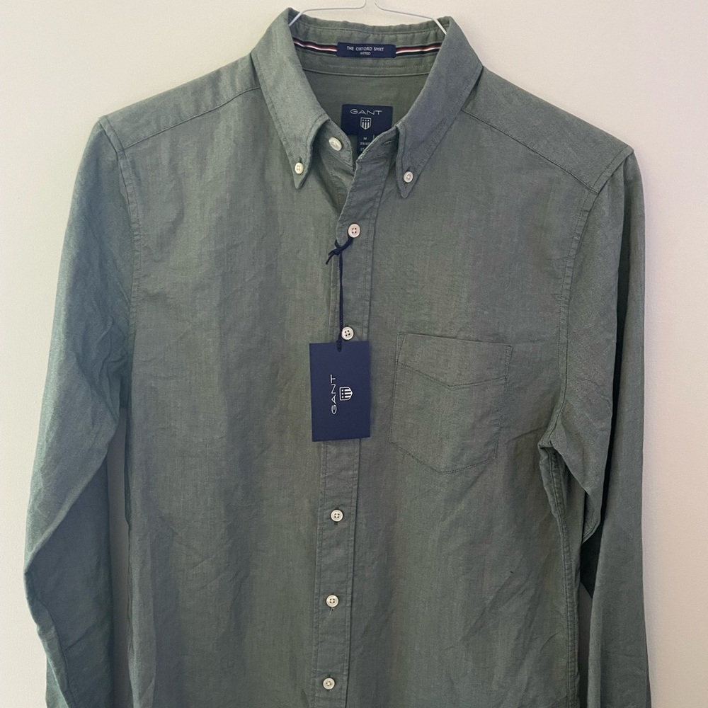 Gant Oxford in green, slim fit sized medium.  New with tags.